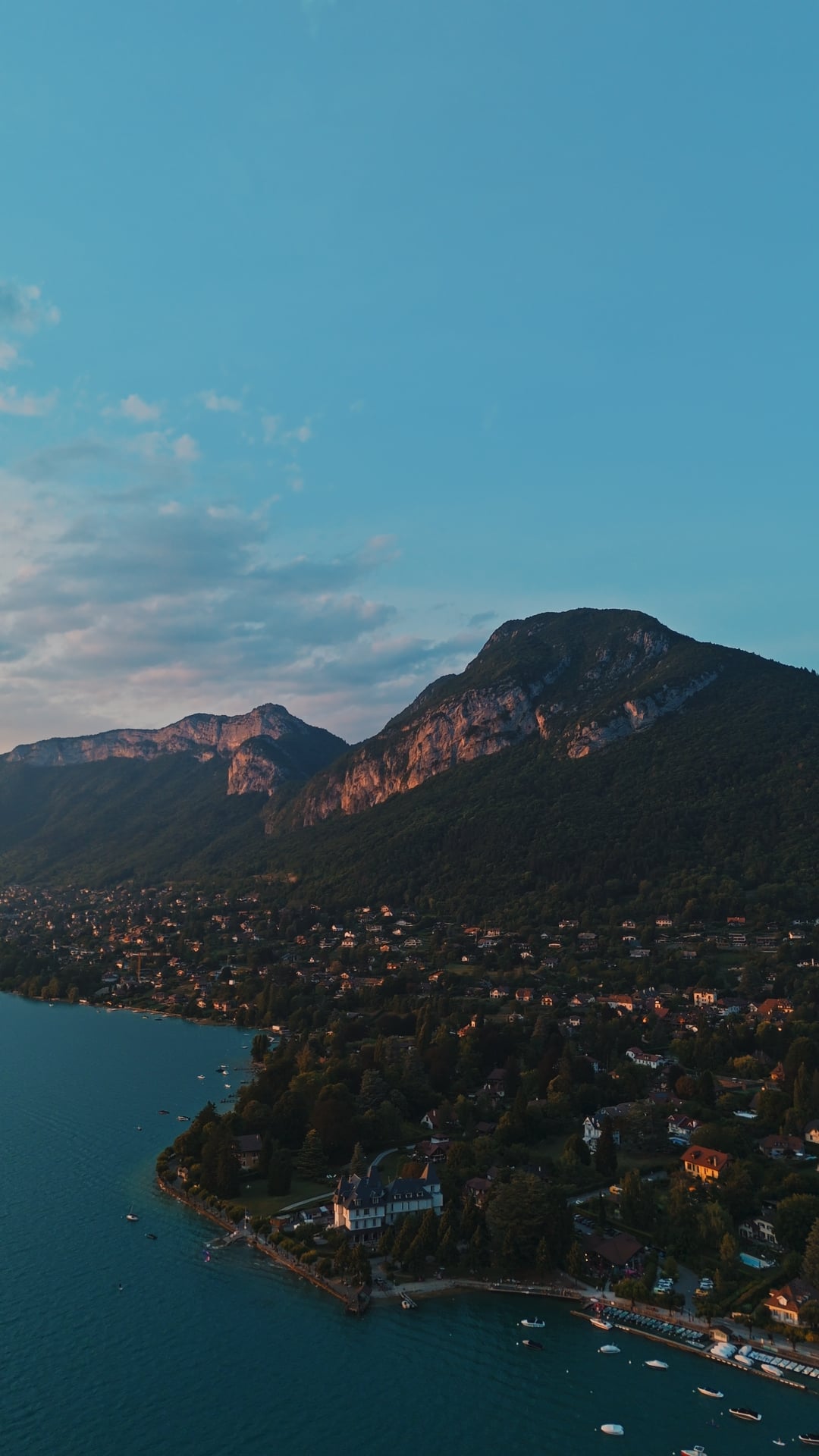 Lac d'Annecy - Vue aérienne